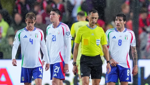 Capello: "In Italia non si dimette più nessuno. Non abbiamo talento, fosse per me..." 1 Capello: "In Italia non si dimette più nessuno. Non abbiamo talento, fosse per me..."