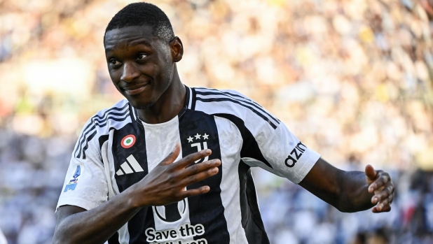Kolo Muani: "Farò il Mondiale per Club con la Juve. E spero di restare lì..." 1 Kolo Muani: "Farò il Mondiale per Club con la Juve. E spero di restare lì..."