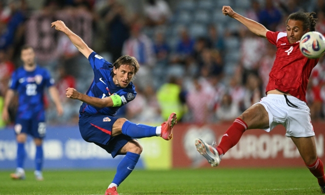 Modric sul Milan: "Ci sono stati contatti, non so quando deciderò". Ma quel sorriso... 2 Modric sul Milan: "Ci sono stati contatti, non so quando deciderò". Ma quel sorriso...