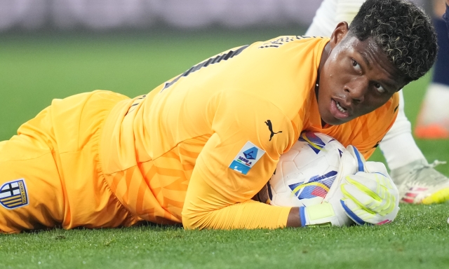 Suzuki può andare al Milan? Piace ma c'è un problema... E prima bisogna capire che fa Maignan 4 Suzuki può andare al Milan? Piace ma c'è un problema... E prima bisogna capire che fa Maignan