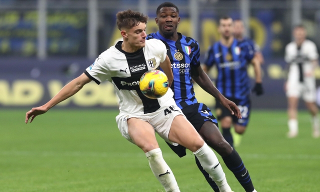 Acerbi in dubbio e mirino su Leoni: come l'Inter punta a "guadagnare" più di 30 anni 1 Acerbi in dubbio e mirino su Leoni: come l'Inter punta a "guadagnare" più di 30 anni