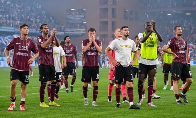 Accolta l'istanza della Salernitana: rinviato a domenica il ritorno del playout con la Samp 1 Accolta l'istanza della Salernitana: rinviato a domenica il ritorno del playout con la Samp