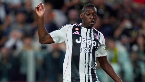 LIVE Alle 3 Al Ain-Juve: Tudor riparte da Yildiz e Kolo Muani. C'è Rugani dal 1' 3 LIVE Alle 3 Al Ain-Juve: Tudor riparte da Yildiz e Kolo Muani. C'è Rugani dal 1'