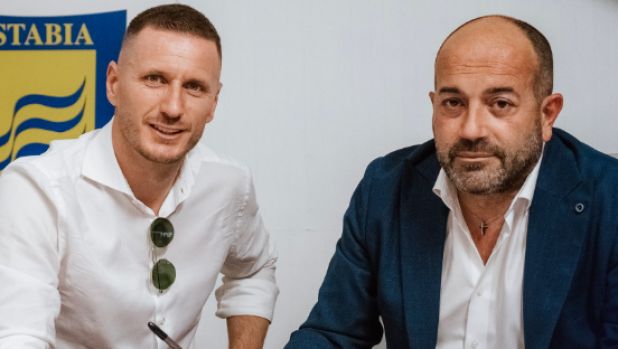 È ufficiale: nella prossima stagione Abate siederà sulla panchina della Juve Stabia 1 È ufficiale: nella prossima stagione Abate siederà sulla panchina della Juve Stabia