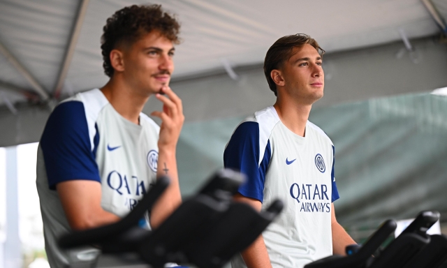 Inter-Urawa diventa... il derby degli Esposito: Seba e Pio si giocano un posto con Lautaro 1 Inter-Urawa diventa... il derby degli Esposito: Seba e Pio si giocano un posto con Lautaro