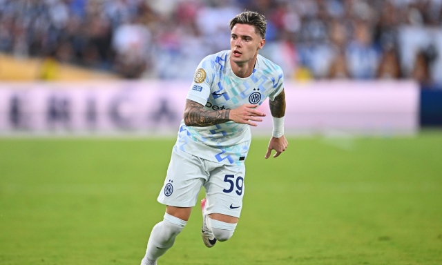 Contro l'Urawa Chivu ci prova con Zalewski e Luis Henrique dal 1' 4 Contro l'Urawa Chivu ci prova con Zalewski e Luis Henrique dal 1'