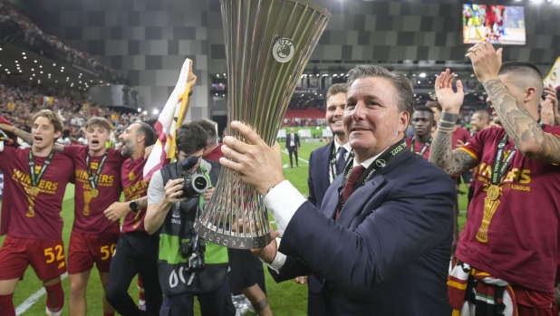 Quanto valgono i club di Serie A? Chi guadagnerebbe e chi perderebbe vendendo? La nostra inchiesta 1 Quanto valgono i club di Serie A? Chi guadagnerebbe e chi perderebbe vendendo? La nostra inchiesta