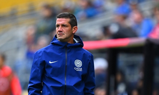 Chivu: "Orgoglioso dei miei, loro difendevano e basta. Bravi i giovani, felice per Carboni" 3 Chivu: "Orgoglioso dei miei, loro difendevano e basta. Bravi i giovani, felice per Carboni"