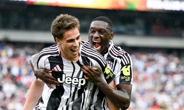 Kolo Muani: "Giocare con Yildiz è pura magia. Futuro? Alla Juve sto bene e sono felice" 1 Kolo Muani: "Giocare con Yildiz è pura magia. Futuro? Alla Juve sto bene e sono felice"