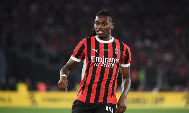 Allegri chiama, Leao risponde: tecnico e attaccante già in sintonia. Ecco il piano Milan per Rafa 2 Allegri chiama, Leao risponde: tecnico e attaccante già in sintonia. Ecco il piano Milan per Rafa