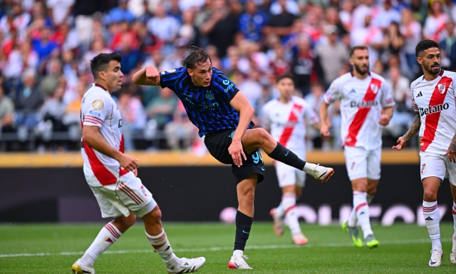 Pio Esposito graffia, Bastoni chiude: l'Inter elimina il River, agli ottavi col Fluminense 2 Pio Esposito graffia, Bastoni chiude: l'Inter elimina il River, agli ottavi col Fluminense