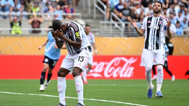 Juve, autogol e orrori: per il City manita e primato. E ora c'è il pericolo Real 2 Juve, autogol e orrori: per il City manita e primato. E ora c'è il pericolo Real