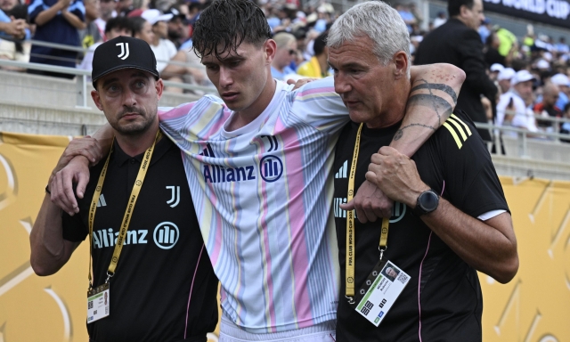 Juve, brutte notizie per Savona: lesione alla caviglia. Rischia due mesi di stop 3 Juve, brutte notizie per Savona: lesione alla caviglia. Rischia due mesi di stop