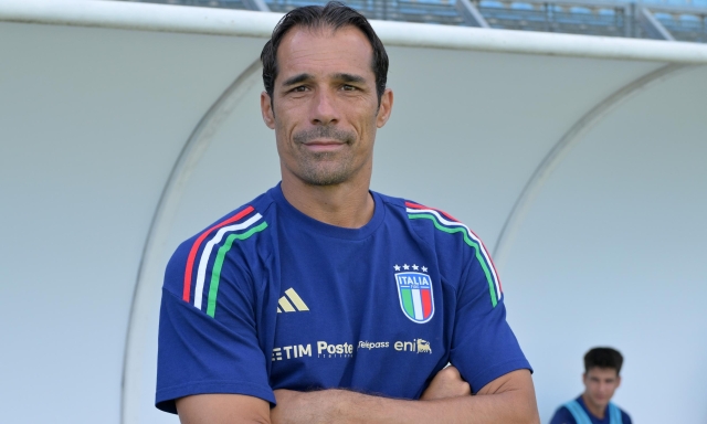 "Otto anni di amore e lavoro": Corradi lascia le Under azzurre, sarà nello staff di Allegri al Milan 1 "Otto anni di amore e lavoro": Corradi lascia le Under azzurre, sarà nello staff di Allegri al Milan