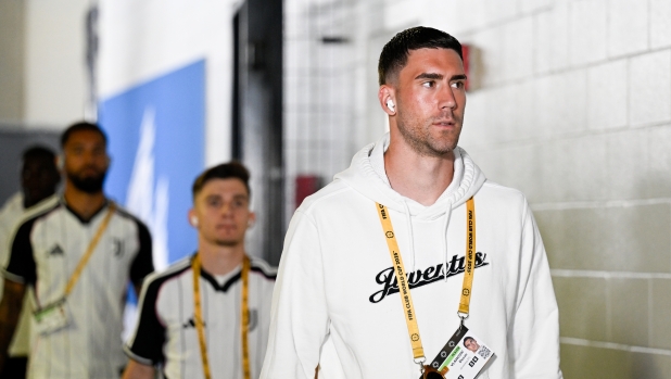 Juve, Vlahovic s'impunta: non parte e non rinnova. E rischia di finire fuori rosa 3 Juve, Vlahovic s'impunta: non parte e non rinnova. E rischia di finire fuori rosa