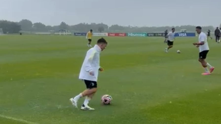 Orlando, allenamento della Juve sotto il diluvio verso il Real 1 Orlando, allenamento della Juve sotto il diluvio verso il Real