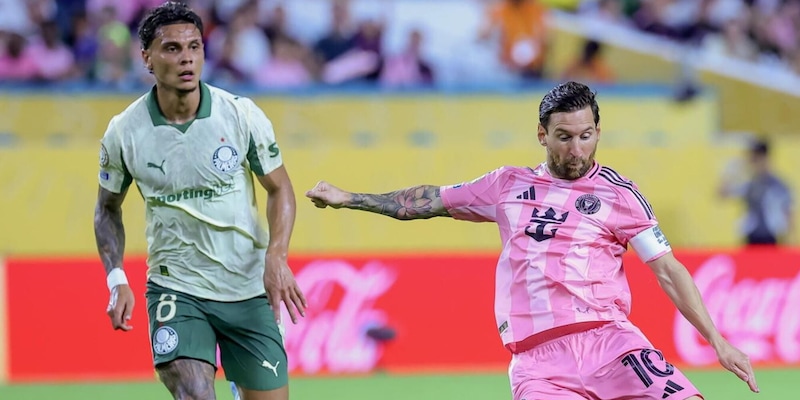 Mercato Roma, rilancio per Rios: si tratta a oltranza. Cosa manca per chiudere l’affare 2 Mercato Roma, rilancio per Rios: si tratta a oltranza. Cosa manca per chiudere l’affare