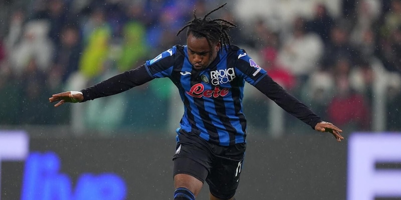 Il Napoli agita Lookman: il rilancio di Manna e De Laurentiis è pronto 3 Il Napoli agita Lookman: il rilancio di Manna e De Laurentiis è pronto