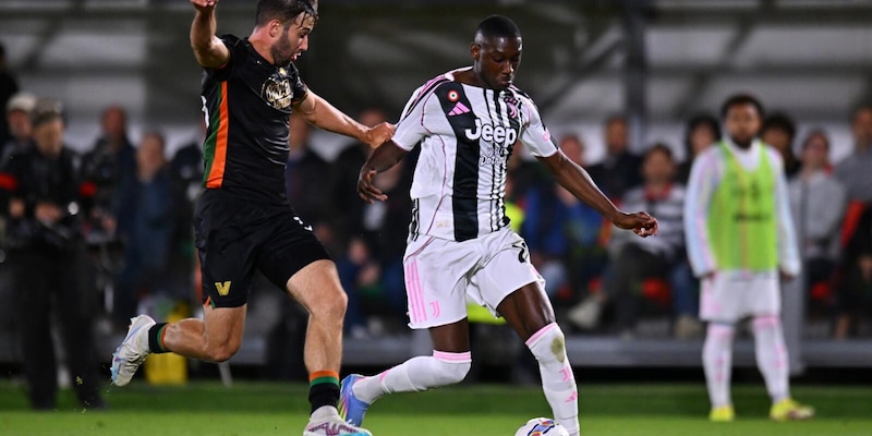 La Juve rilancia: vuole solo Kolo Muani 4 La Juve rilancia: vuole solo Kolo Muani