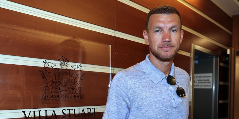 Dzeko carico per la Fiorentina: cosa sta facendo per prepararsi anche in vacanza 1 Dzeko carico per la Fiorentina: cosa sta facendo per prepararsi anche in vacanza