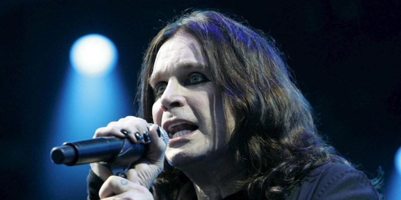 Morte Ozzy Osbourne, il cordoglio dell'Aston Villa: "Era un nostro tifoso, legame speciale con il club" 4 Morte Ozzy Osbourne, il cordoglio dell'Aston Villa: "Era un nostro tifoso, legame speciale con il club"