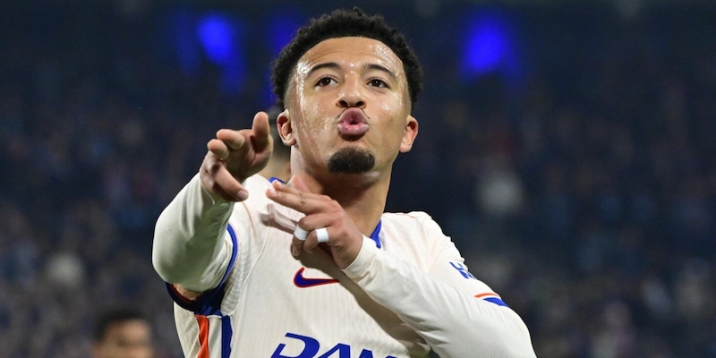 Sancho nuovo giocatore Juve, manca poco: l’ultima conferma del Manchester United 1 Sancho nuovo giocatore Juve, manca poco: l’ultima conferma del Manchester United