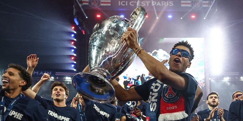 Golden Boy, Doué vola sull’onda Champions e Mondiale e Yamal trema. Irrompe Estevao, Yildiz insegue 1 Golden Boy, Doué vola sull’onda Champions e Mondiale e Yamal trema. Irrompe Estevao, Yildiz insegue