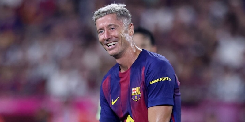 Lewandowski ancora uomo mercato: sirene arabe ma lui vuole restare a Barcellona 1 Lewandowski ancora uomo mercato: sirene arabe ma lui vuole restare a Barcellona