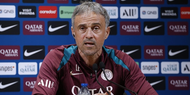 Luis Enrique gongola prima della finale del Mondiale per Club: "Il Psg ha 11 campioni. Anzi no, scusate..." 1 Luis Enrique gongola prima della finale del Mondiale per Club: "Il Psg ha 11 campioni. Anzi no, scusate..."