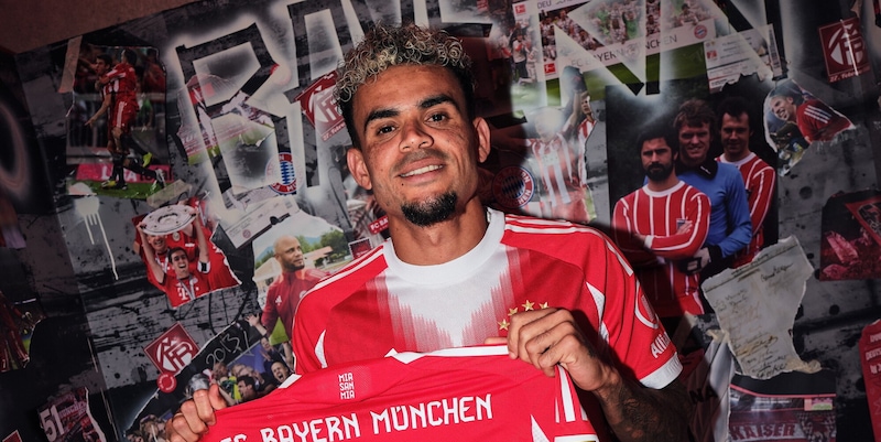 Luis Diaz al Bayern Monaco, è ufficiale: "Voglio aiutare la nuova squadra con la mia personalità" 1 Luis Diaz al Bayern Monaco, è ufficiale: "Voglio aiutare la nuova squadra con la mia personalità"
