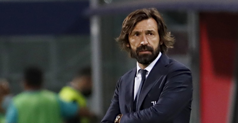 Pirlo riparte dagli Emirati Arabi: è il nuovo allenatore dello United FC 2 Pirlo riparte dagli Emirati Arabi: è il nuovo allenatore dello United FC