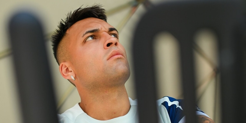 Inter nella bufera, tutti da Chivu! Lautaro: nel mirino Calhanoglu e altri tre 1 Inter nella bufera, tutti da Chivu! Lautaro: nel mirino Calhanoglu e altri tre