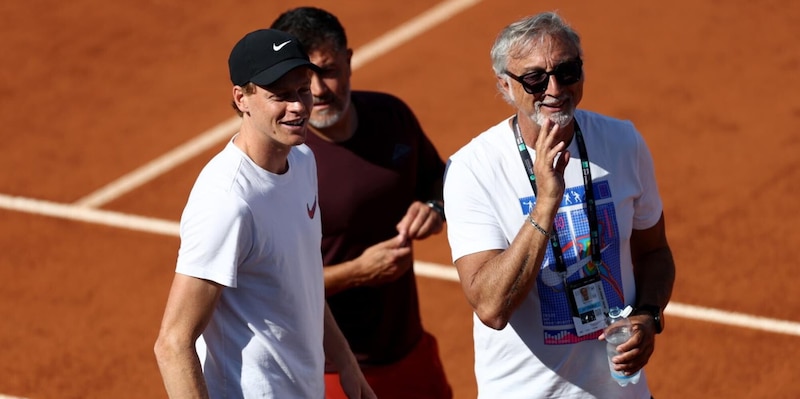 Panichi torna a parlare dopo l'addio a Sinner: "Lavorare nella Roma sarebbe un sogno. Con Gasperini al Roland Garros..." 3 Panichi torna a parlare dopo l'addio a Sinner: "Lavorare nella Roma sarebbe un sogno. Con Gasperini al Roland Garros..."