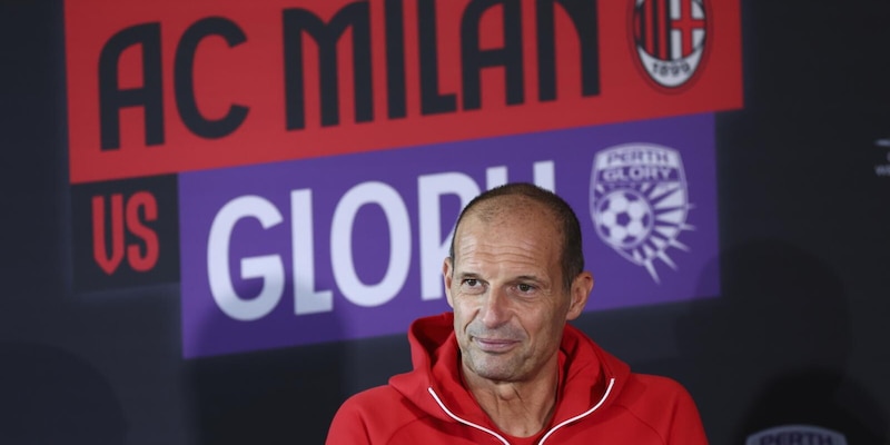 Milan, Allegri: "Napoli favorita per lo Scudetto". Leao: "Cambiato tutto rispetto al passato" 3 Milan, Allegri: "Napoli favorita per lo Scudetto". Leao: "Cambiato tutto rispetto al passato"