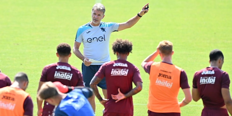 Torino, i convocati di Baroni per la doppia sfida al Monaco: assente Ngonge 1 Torino, i convocati di Baroni per la doppia sfida al Monaco: assente Ngonge