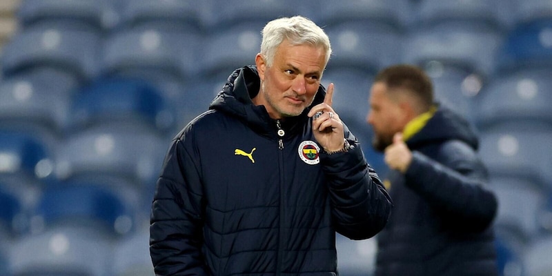Premio Internazionale “Eccellenza Mediterraneo 2025": il riconoscimento a José Mourinho 2 Premio Internazionale “Eccellenza Mediterraneo 2025": il riconoscimento a José Mourinho