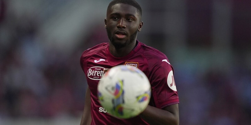 Ali Dembelé, ufficiale il rinnovo con il Torino fino al 2028 1 Ali Dembelé, ufficiale il rinnovo con il Torino fino al 2028