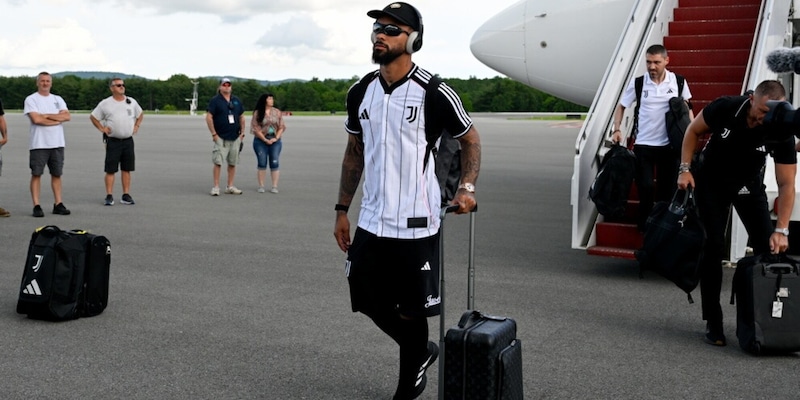 Douglas Luiz torna alla Continassa per ripartire: la cessione che sblocca il mercato Juve 4 Douglas Luiz torna alla Continassa per ripartire: la cessione che sblocca il mercato Juve