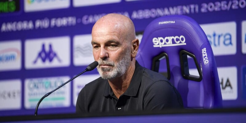 Pioli e il ricordo commosso di Davide Astori: "Lo sento con me, ha inciso tanto nella mia vita" 2 Pioli e il ricordo commosso di Davide Astori: "Lo sento con me, ha inciso tanto nella mia vita"