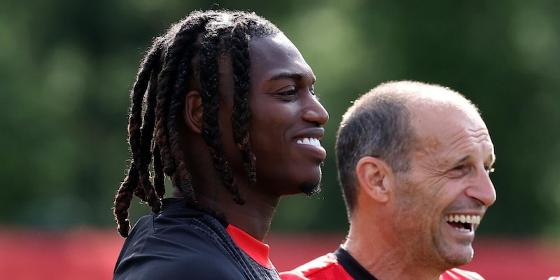 Leao su Allegri e le speranze scudetto del Milan: "Vincere al primo anno? Sa come fare" 2 Leao su Allegri e le speranze scudetto del Milan: "Vincere al primo anno? Sa come fare"