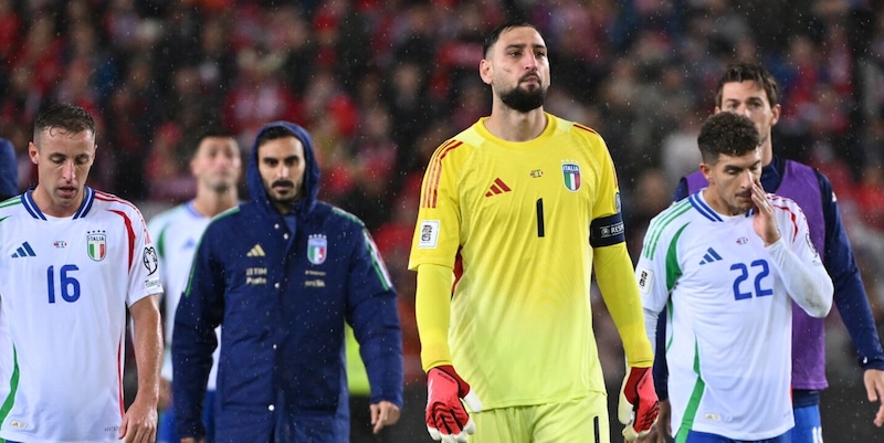 Italia fuori dalla Top 10 del ranking Fifa. E in caso di Mondiale... 1 Italia fuori dalla Top 10 del ranking Fifa. E in caso di Mondiale...