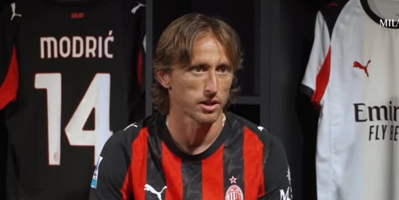 Milan, senti Modric: "Non possiamo essere soddisfatti della mediocrità". Poi benedice Leao 2 Milan, senti Modric: "Non possiamo essere soddisfatti della mediocrità". Poi benedice Leao