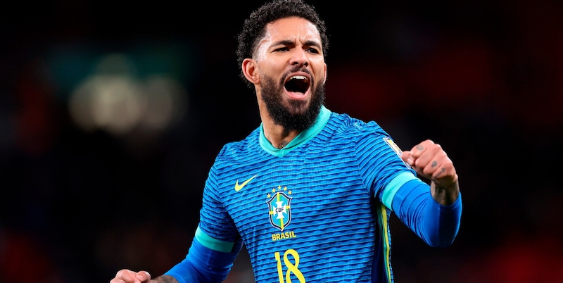 Calciomercato Juve: Douglas Luiz, l'Everton sorpassa il West Ham ma la formula non convince 1 Calciomercato Juve: Douglas Luiz, l'Everton sorpassa il West Ham ma la formula non convince