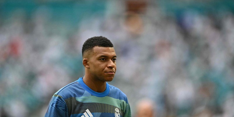Il Real dimentica Mbappé allo stadio in America: cosa è successo e come è tornato 1 Il Real dimentica Mbappé allo stadio in America: cosa è successo e come è tornato