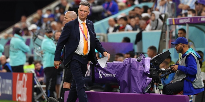 Van Gaal annuncia: "Ho sconfitto il tumore". E su Farioli... 1 Van Gaal annuncia: "Ho sconfitto il tumore". E su Farioli...