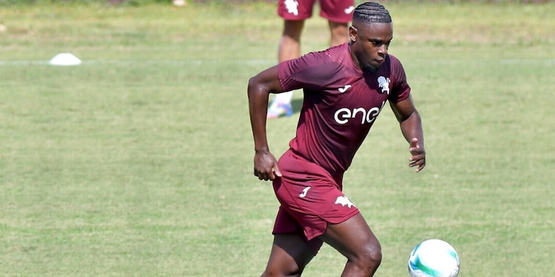 Zapata migliora, il Toro spera: coinvolto da Baroni per un esercizio in gruppo 1 Zapata migliora, il Toro spera: coinvolto da Baroni per un esercizio in gruppo