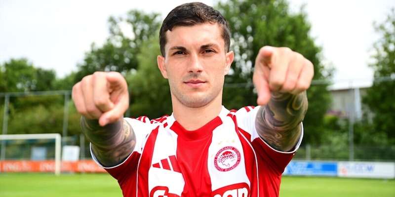 Como, ufficiale la cessione di Strefezza: è un nuovo giocatore dell'Olympiacos 2 Como, ufficiale la cessione di Strefezza: è un nuovo giocatore dell'Olympiacos