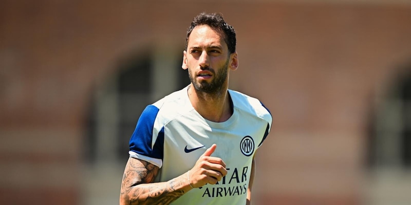 Calhanoglu resta all’Inter: il procuratore smentisce ogni contatto con altri club 3 Calhanoglu resta all’Inter: il procuratore smentisce ogni contatto con altri club