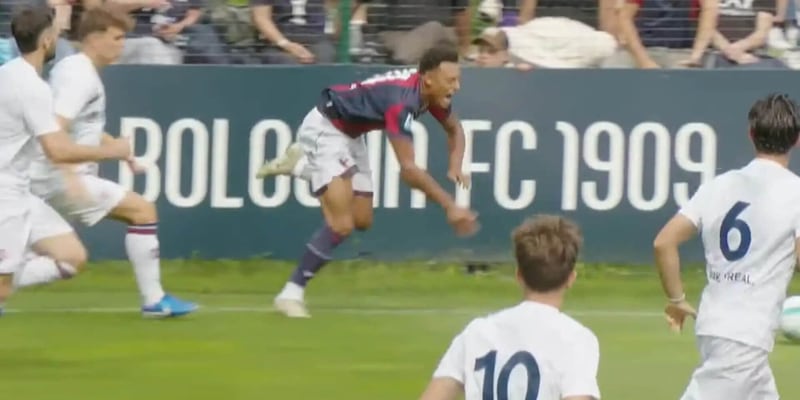 Ndoye ko, Bologna... e Conte in ansia: l'amichevole dura appena 20 secondi 1 Ndoye ko, Bologna... e Conte in ansia: l'amichevole dura appena 20 secondi