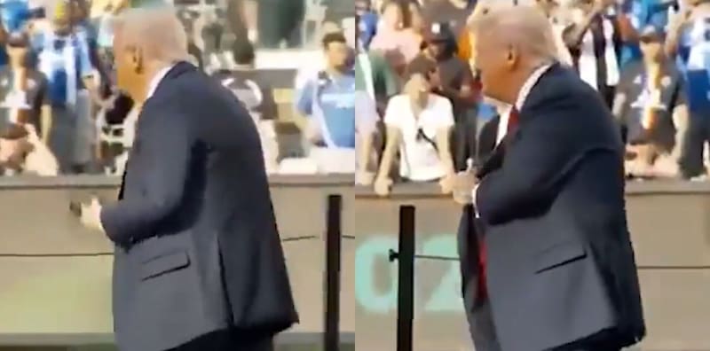 Trump, scivolone in diretta tv durante il Mondiale per Club: si prende una medaglia e... Le telecamere riprendono tutto 3 Trump, scivolone in diretta tv durante il Mondiale per Club: si prende una medaglia e... Le telecamere riprendono tutto